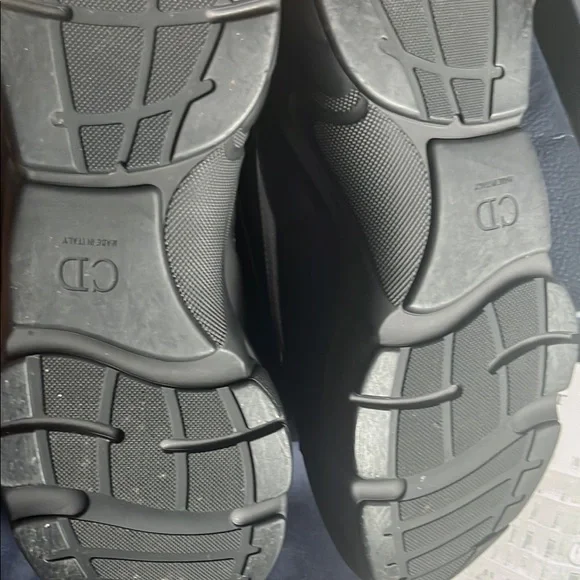 Dior Black High-Top Sneakers with Perforated Detailing - Picture 8 of 10